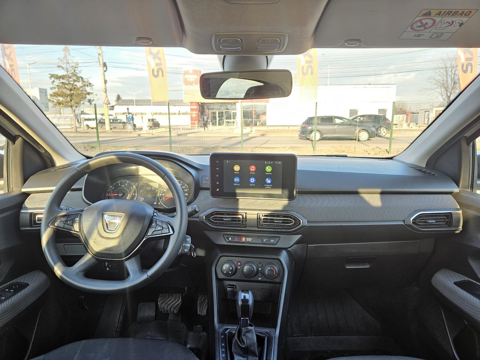 Dacia Logan Sedan — Interior / bord